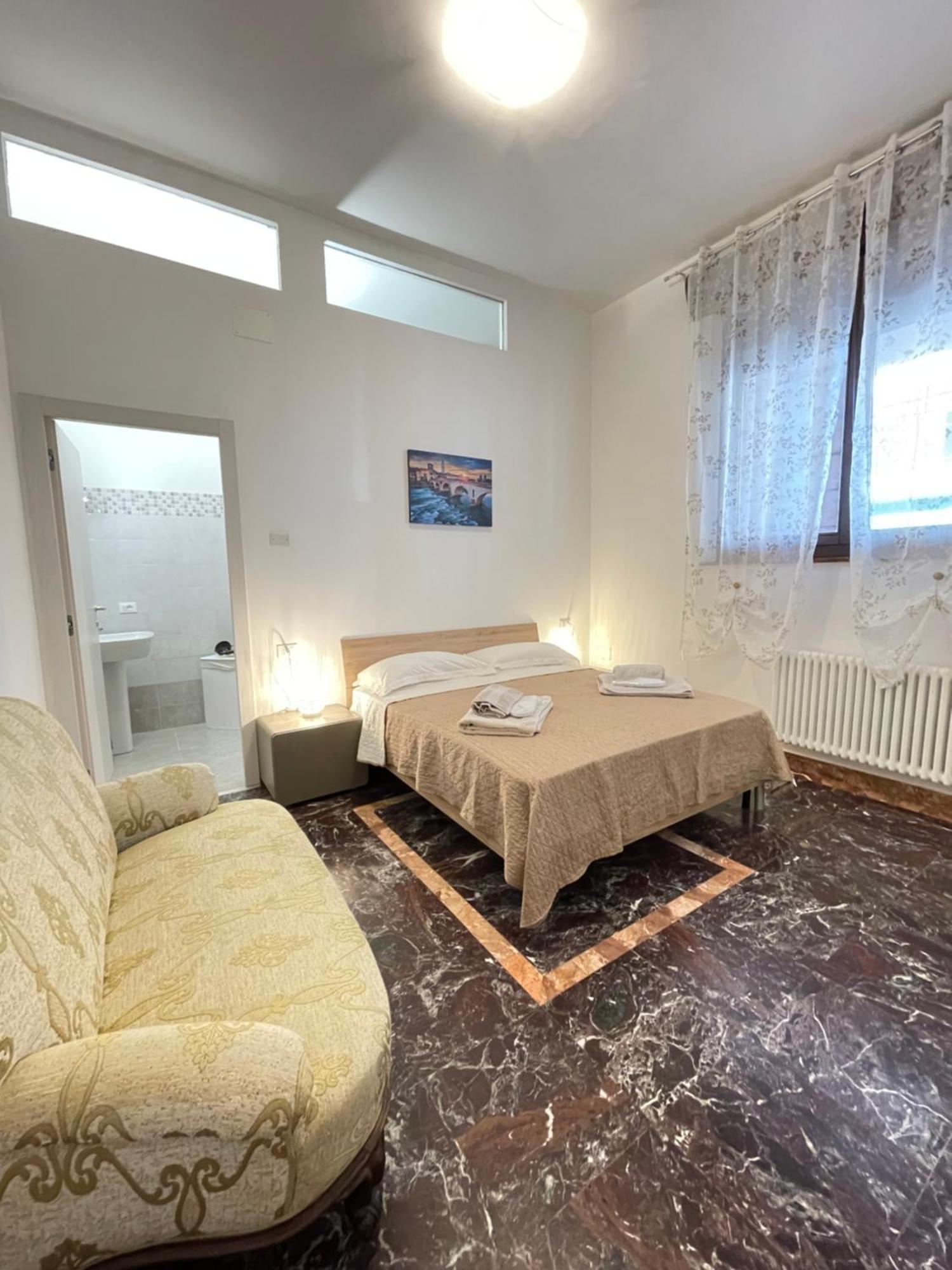 You & Me Garibaldi Home Verona Center المظهر الخارجي الصورة